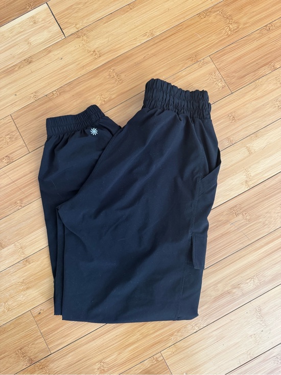 Athleta Other - Athleta Girls Black Elastic-Waist Cargo Pants